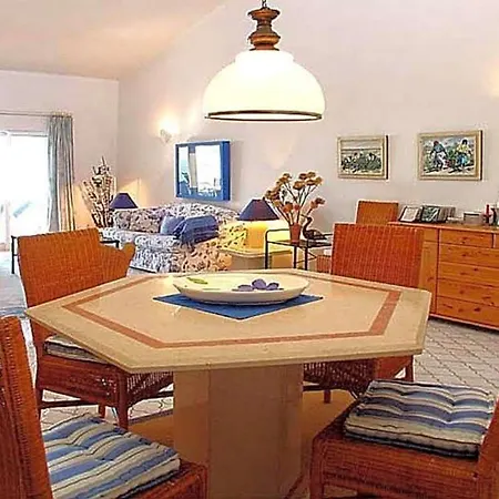Sleeps 4 Pool Air Con Wifi Villa *